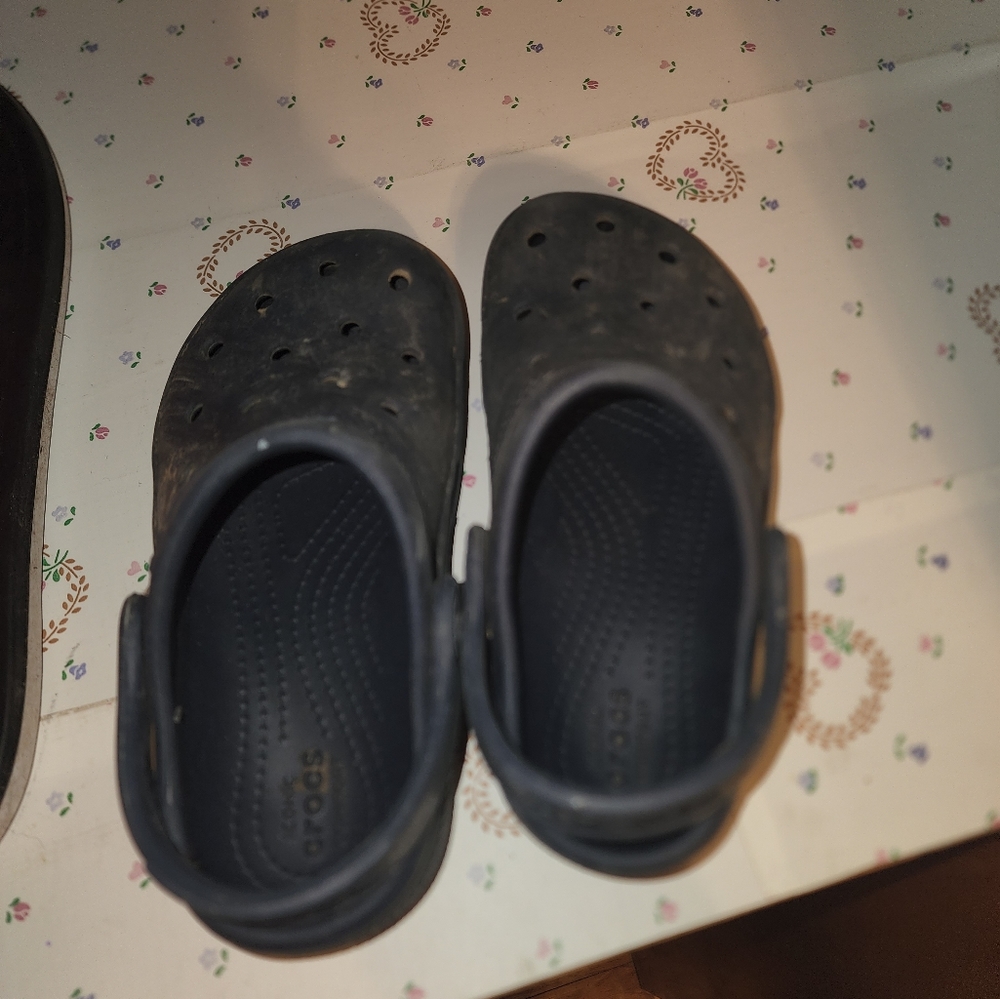 Crocs